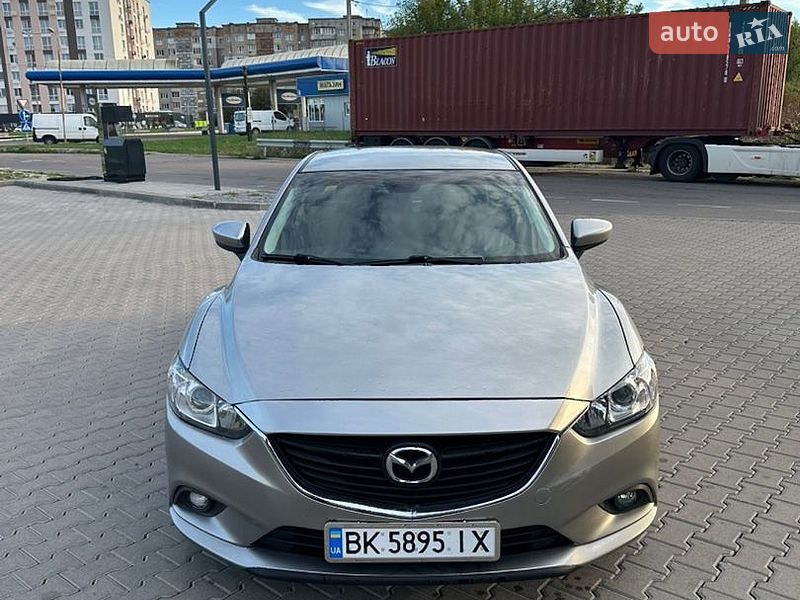Седан Mazda 6 2013 в Рівному