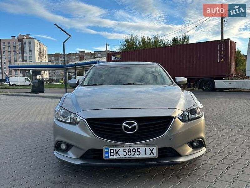 Седан Mazda 6 2013 в Рівному