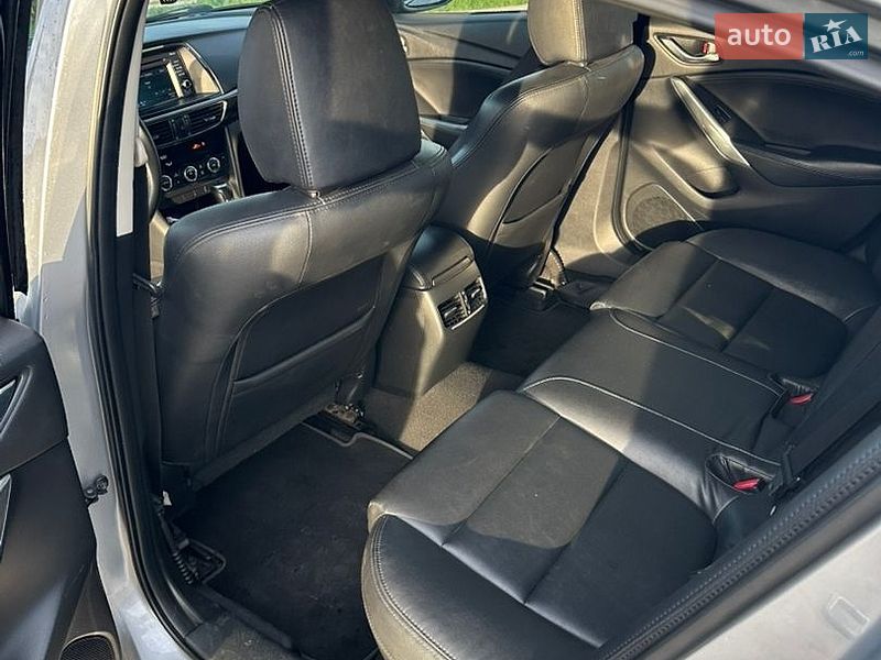 Седан Mazda 6 2013 в Рівному