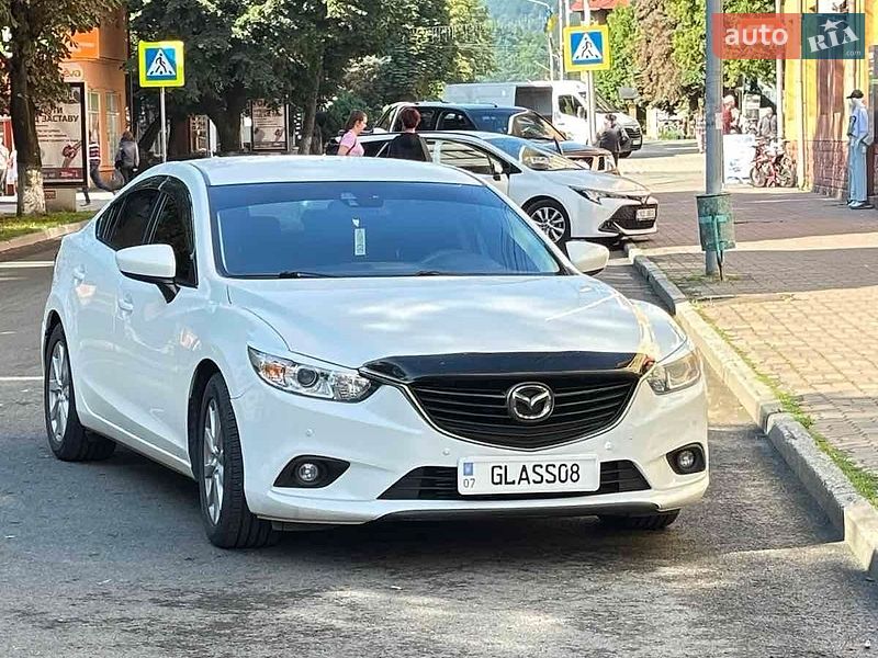 Седан Mazda 6 2014 в Рахове