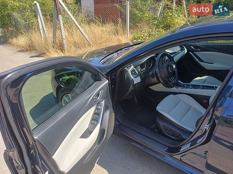 Седан Mazda 6 2016 в Миколаєві