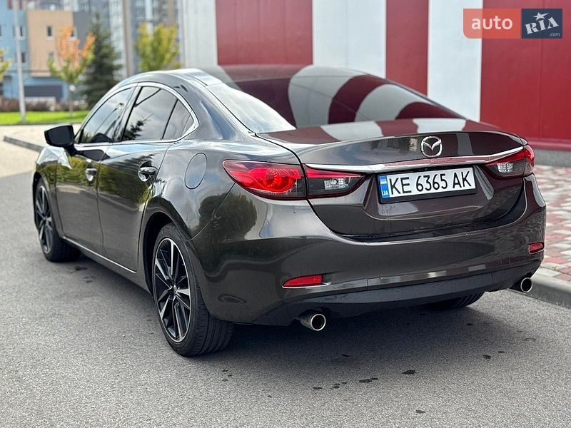 Седан Mazda 6 2016 в Днепре