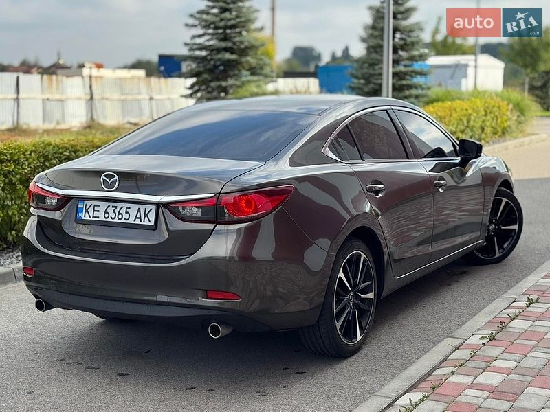 Седан Mazda 6 2016 в Днепре