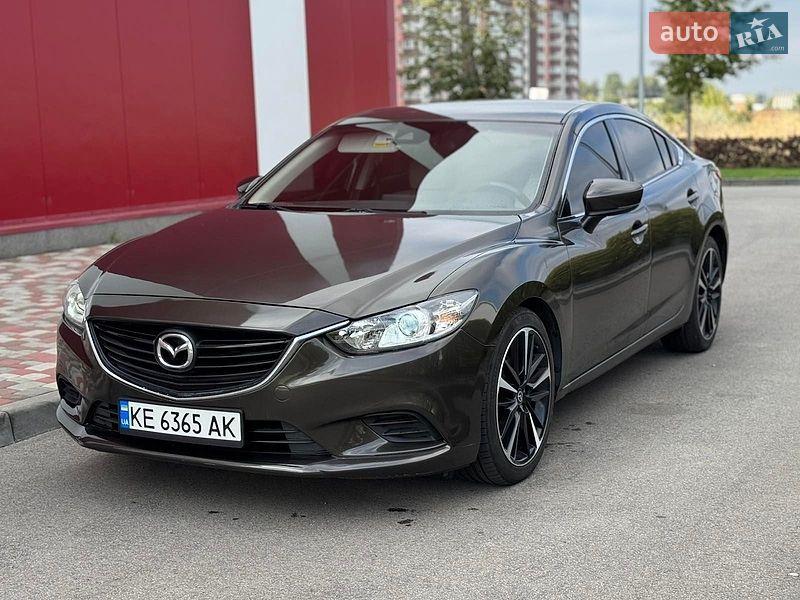 Седан Mazda 6 2016 в Днепре