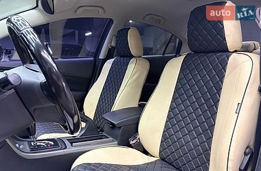 Седан Mazda 6 2010 в Черновцах