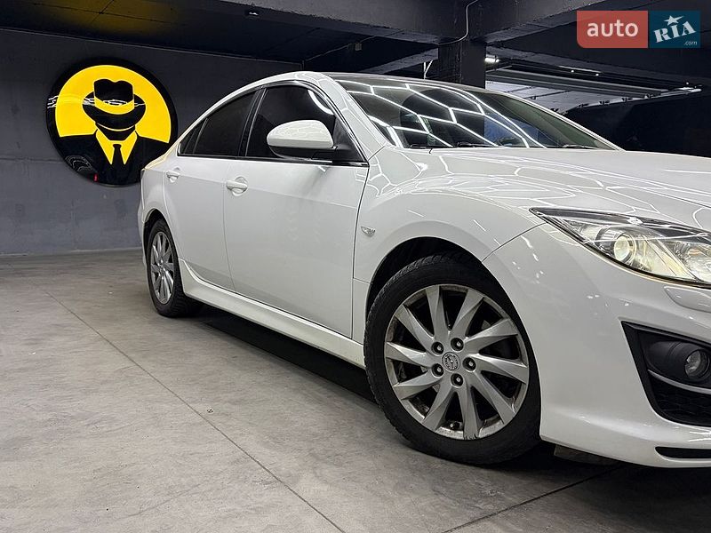 Седан Mazda 6 2010 в Черновцах