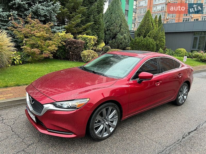 Седан Mazda 6 2018 в Днепре