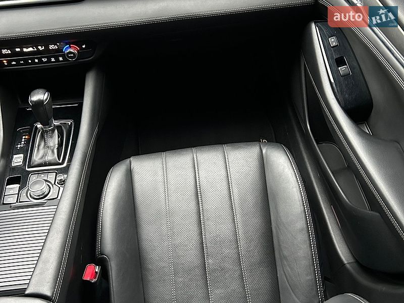 Седан Mazda 6 2018 в Днепре