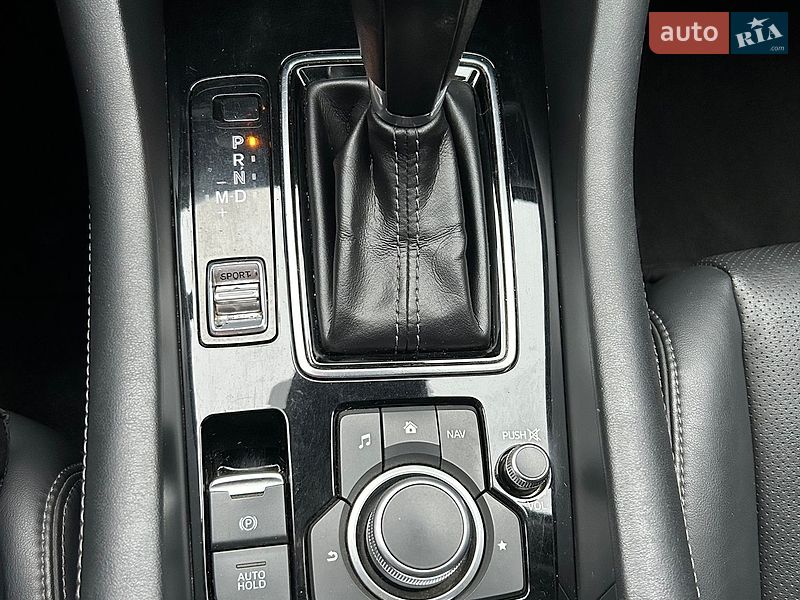 Седан Mazda 6 2018 в Днепре