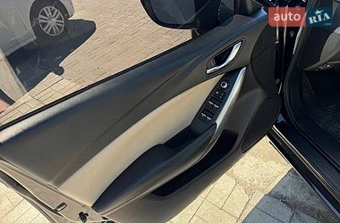 Седан Mazda 6 2016 в Дніпрі