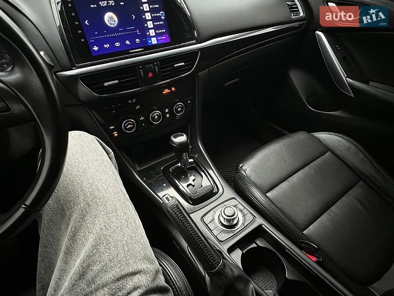 Седан Mazda 6 2013 в Дніпрі