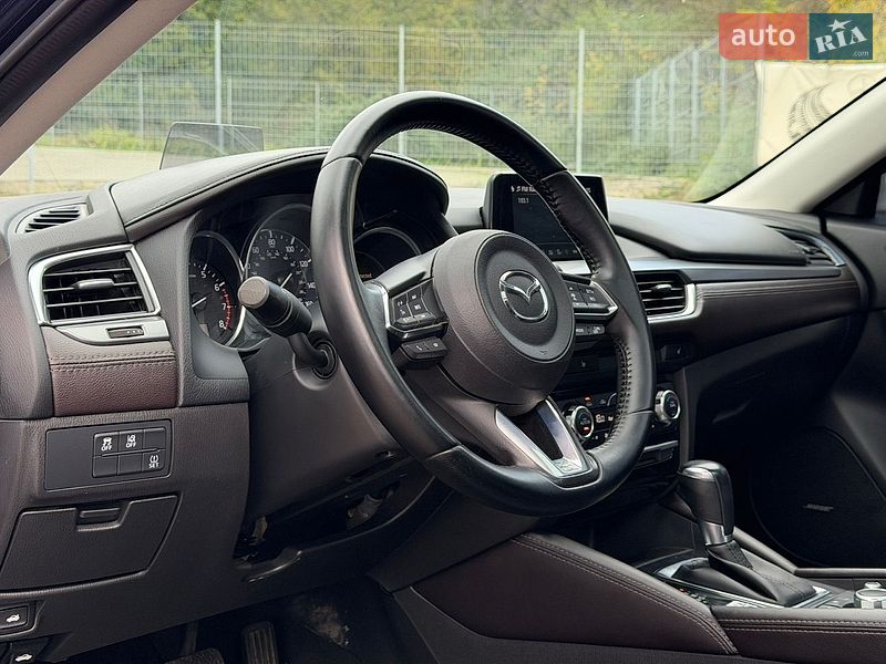 Седан Mazda 6 2017 в Запорожье