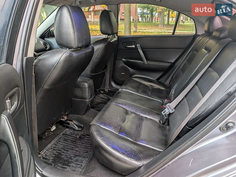 Седан Mazda 6 2006 в Здолбунове