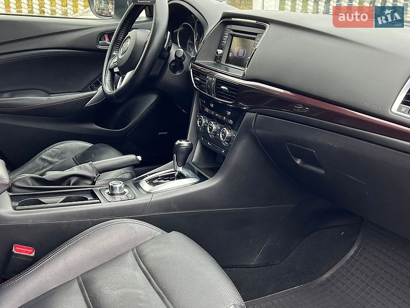 Универсал Mazda 6 2013 в Ивано-Франковске