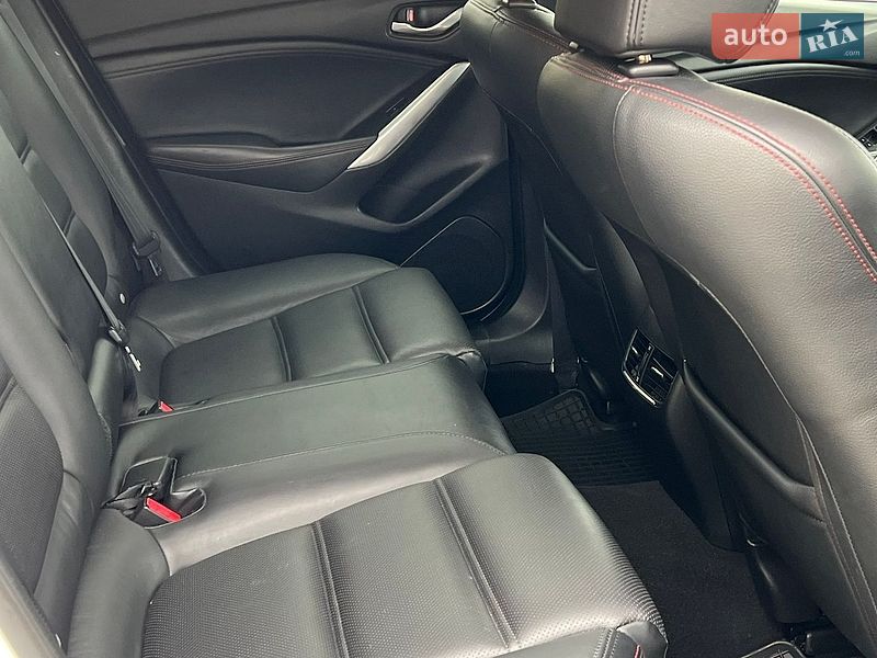 Универсал Mazda 6 2013 в Ивано-Франковске