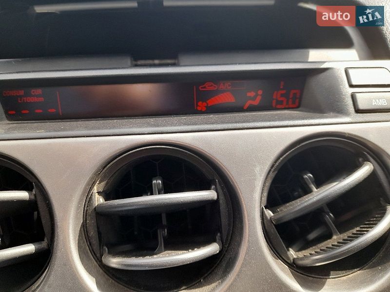 Лифтбек Mazda 6 2003 в Днепре