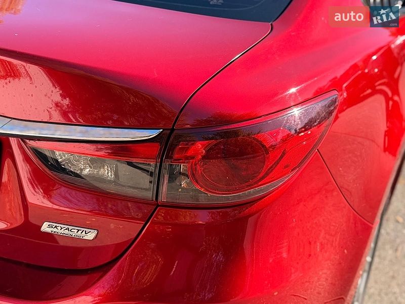 Седан Mazda 6 2016 в Киеве