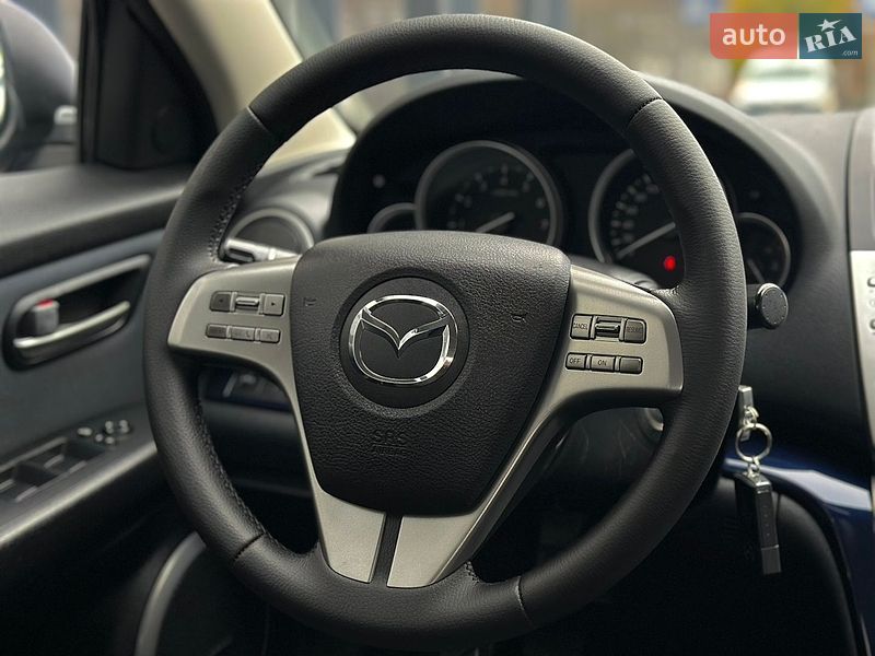 Седан Mazda 6 2008 в Старокостянтинові