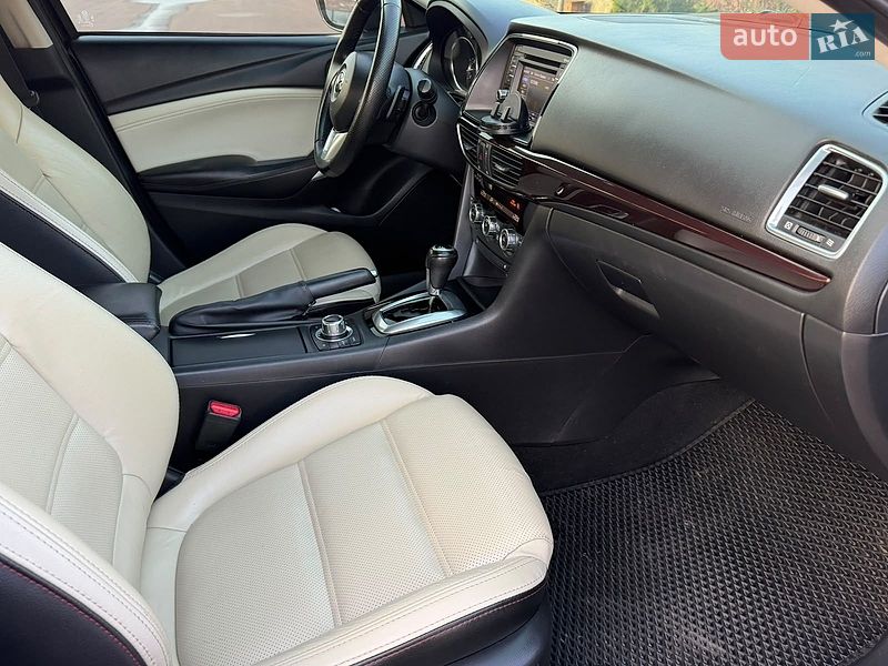 Седан Mazda 6 2013 в Борисполі