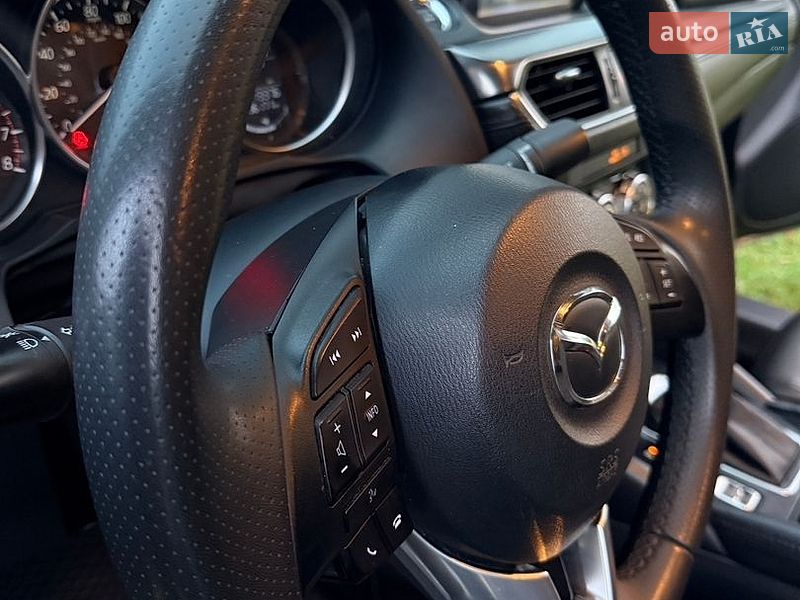 Седан Mazda 6 2016 в Запоріжжі