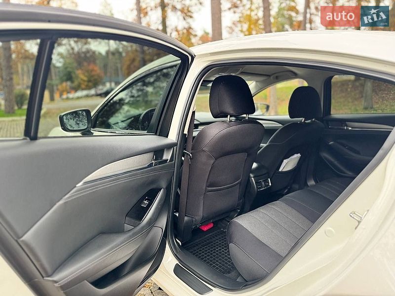 Седан Mazda 6 2018 в Києві фото 21 Седан Mazda 6 2018 в Києві