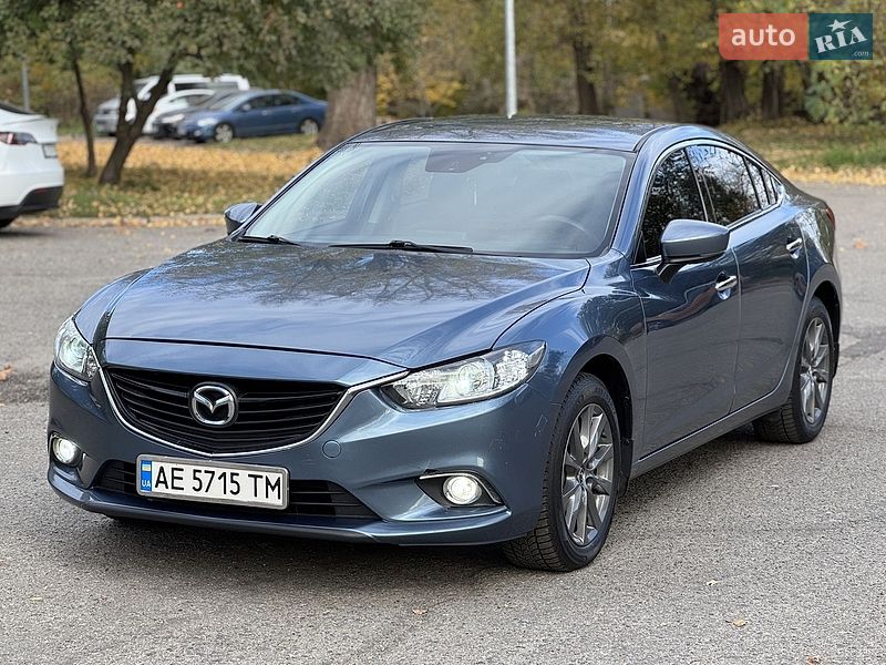 Седан Mazda 6 2016 в Днепре