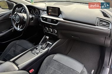 Седан Mazda 6 2016 в Днепре