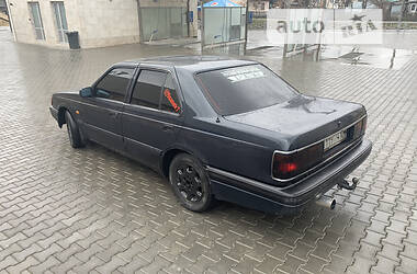 Седан Mazda 929 1988 в Могилев-Подольске