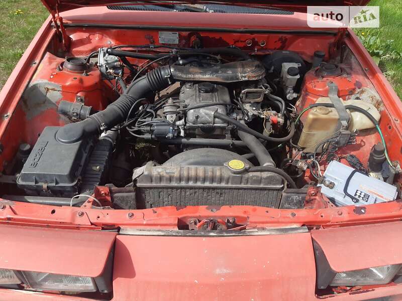 Купе Mazda 929 1983 в Хмельницком