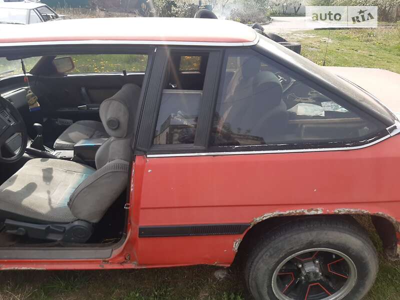 Купе Mazda 929 1983 в Хмельницком