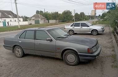Седан Mazda 929 1989 в 