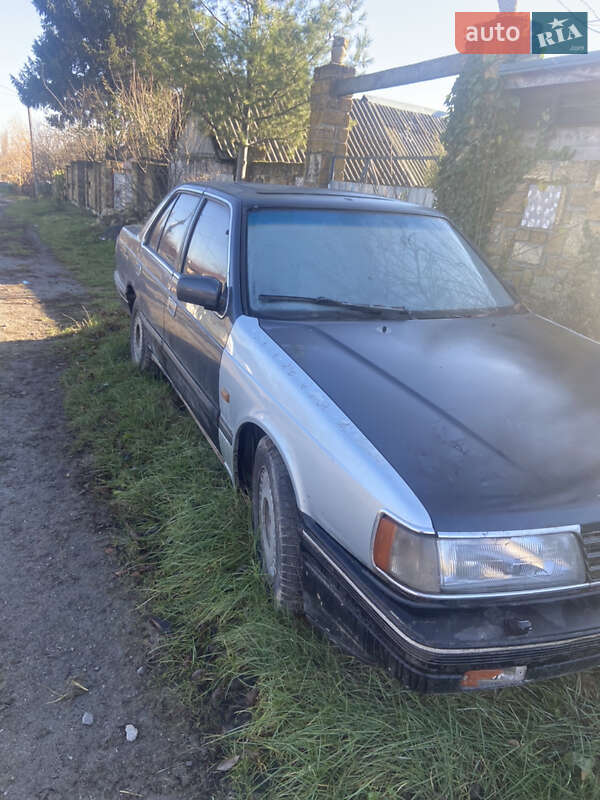 Седан Mazda 929 1988 в Вінниці