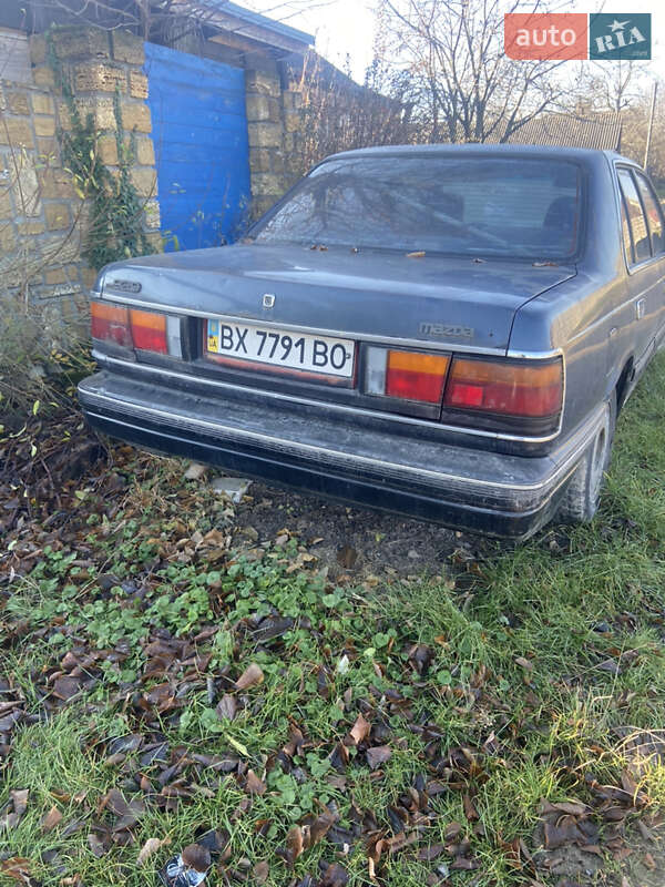 Седан Mazda 929 1988 в Вінниці