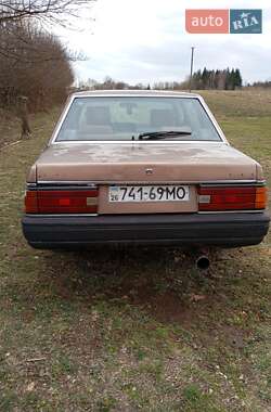 Седан Mazda 929 1987 в 