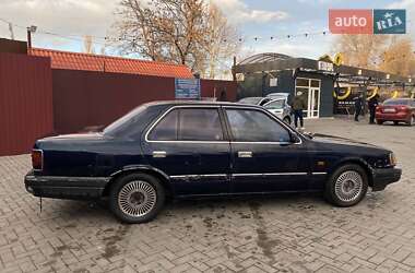Седан Mazda 929 1989 в Николаеве