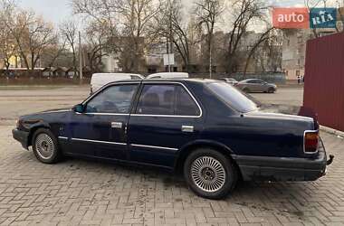 Седан Mazda 929 1989 в 