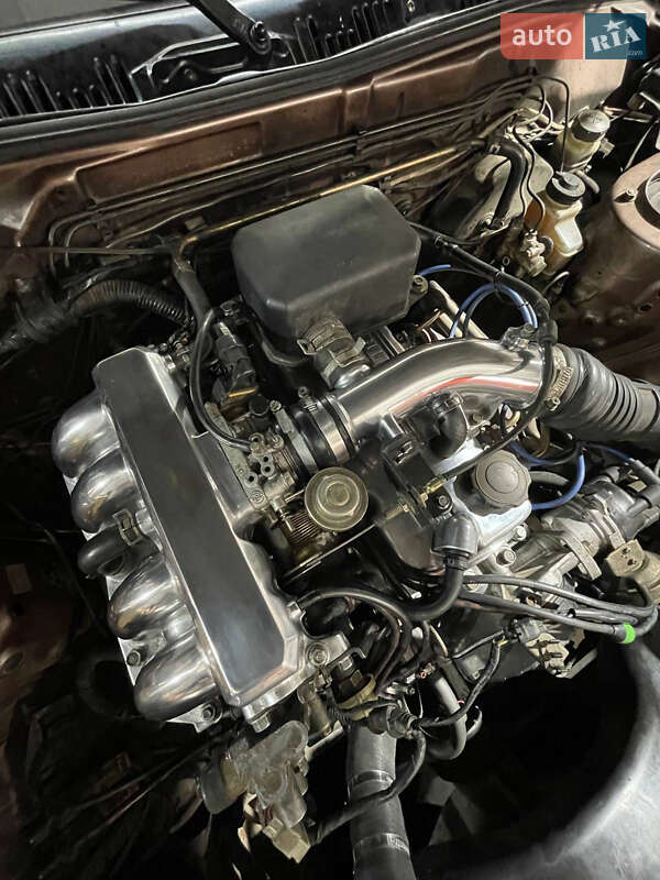Седан Mazda 929 1987 в Хмельницком