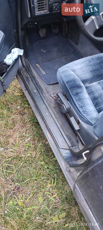 Седан Mazda 929 1989 в Броварах