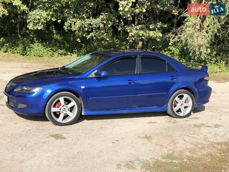 Седан Mazda Atenza 2002 в Валках