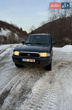 Пикап Mazda B-series 2003 в Межгорье