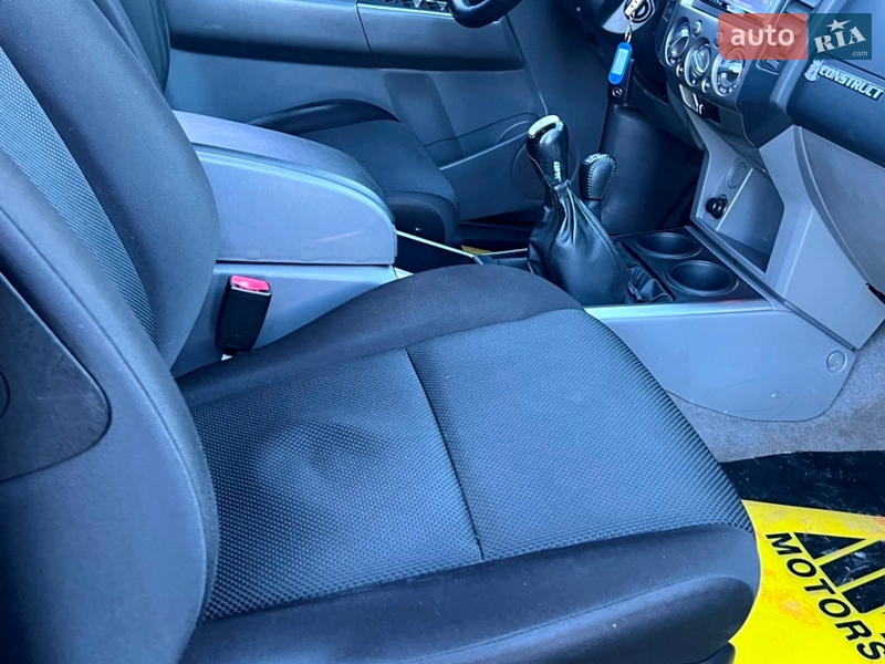 Пикап Mazda BT-50 2009 в Киеве