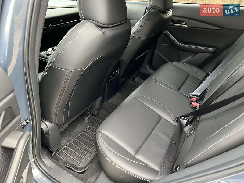 Позашляховик / Кросовер Mazda CX-30 EV 2022 в Дніпрі