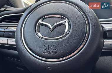 Позашляховик / Кросовер Mazda CX-30 2021 в 