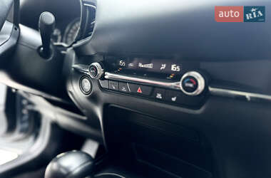 Внедорожник / Кроссовер Mazda CX-30 2022 в 