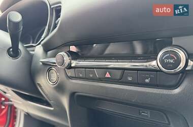 Внедорожник / Кроссовер Mazda CX-30 2020 в 
