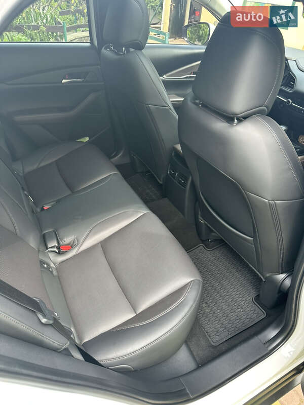 Внедорожник / Кроссовер Mazda CX-30 2021 в Киеве