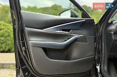 Позашляховик / Кросовер Mazda CX-30 2020 в 