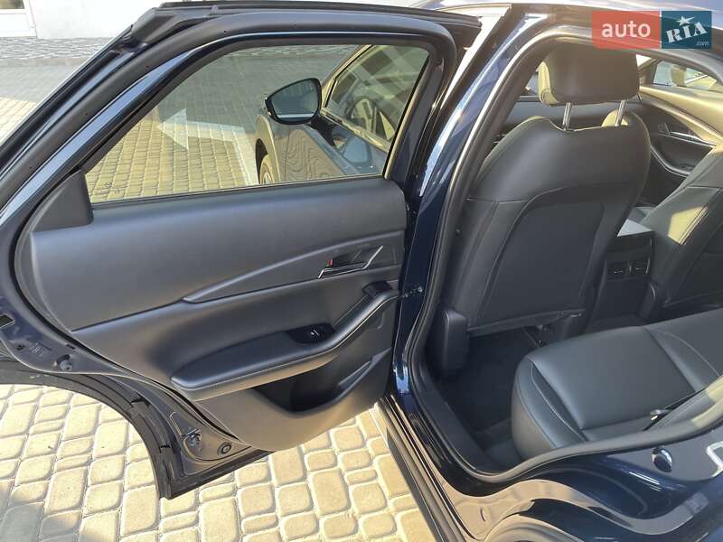 Внедорожник / Кроссовер Mazda CX-30 2023 в Софиевской Борщаговке