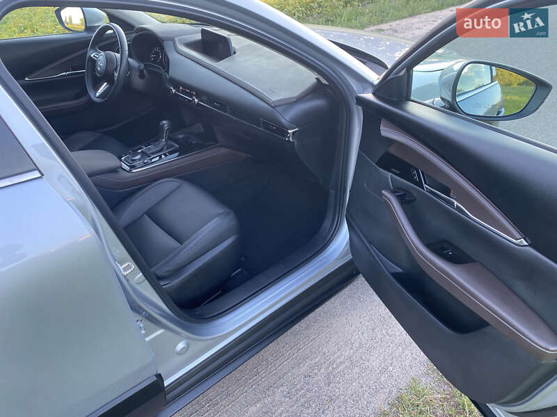Позашляховик / Кросовер Mazda CX-30 2021 в Глевасі