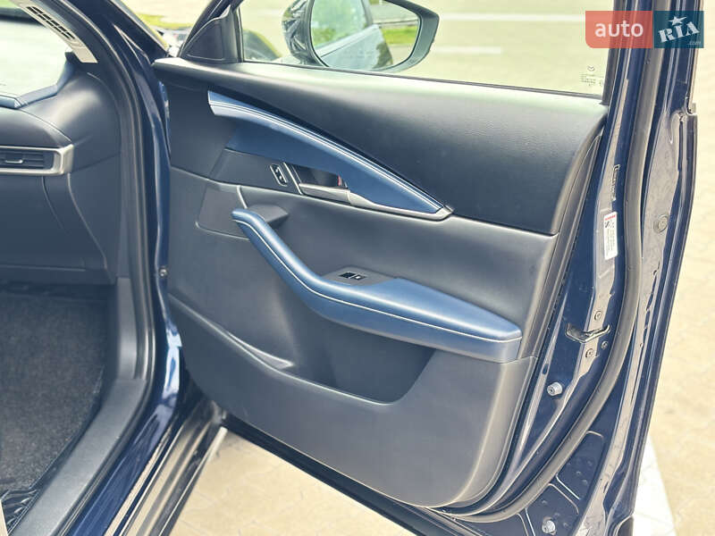 Внедорожник / Кроссовер Mazda CX-30 2020 в Вышгороде